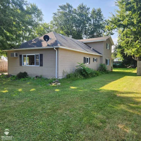 $179,900 | 129 West Walnut Street, St. Charles, MI 48655