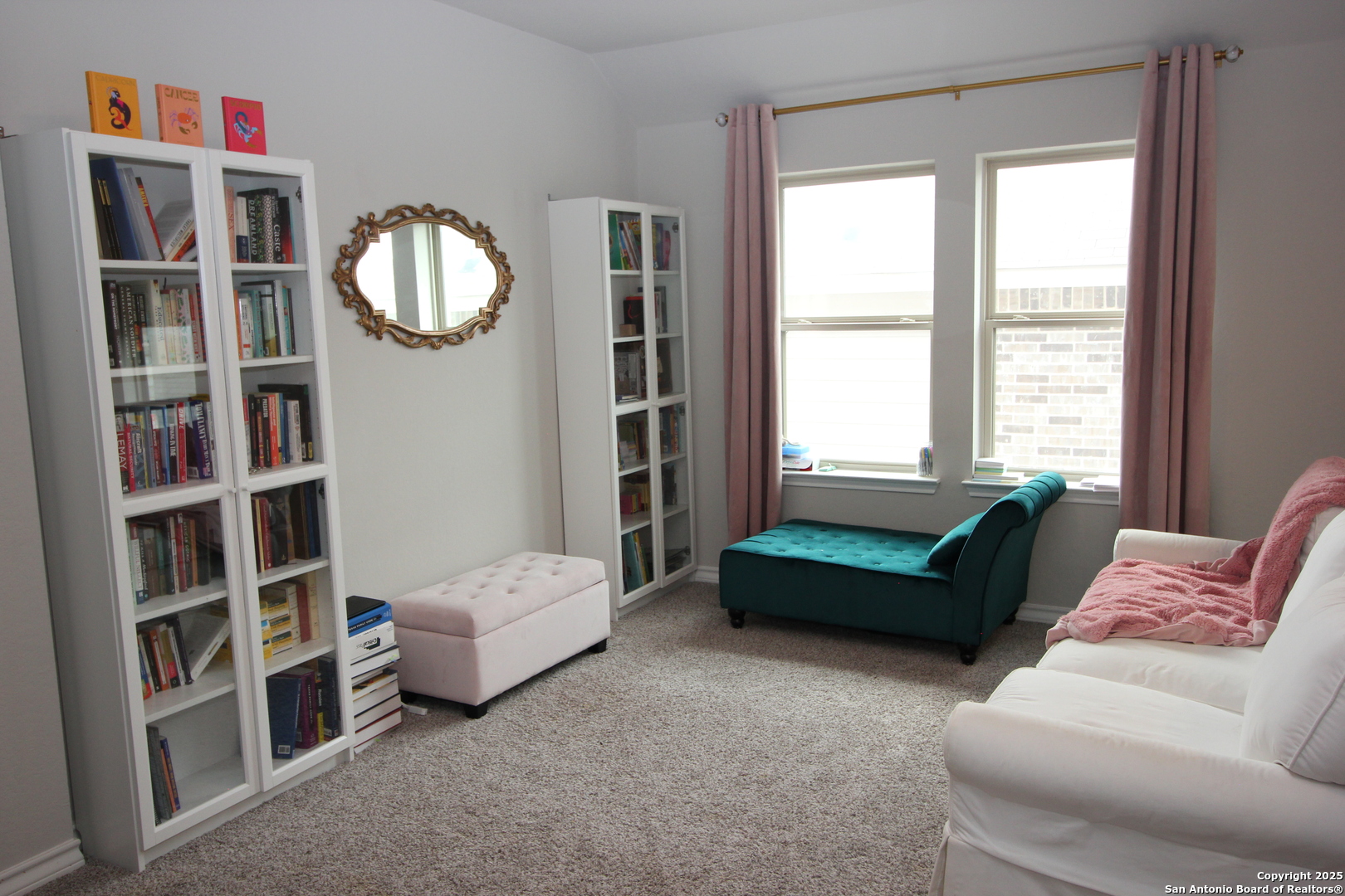 12228 Buckaroo Ranch San Antonio, TX 78254 - Photo 31 of 43 a living room with furniture and a large window