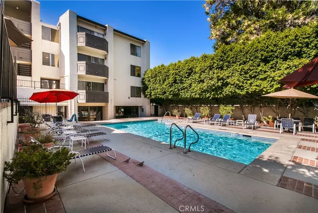 $565,000 | 5440 Lindley Avenue, Unit 310, Encino, CA 91316
