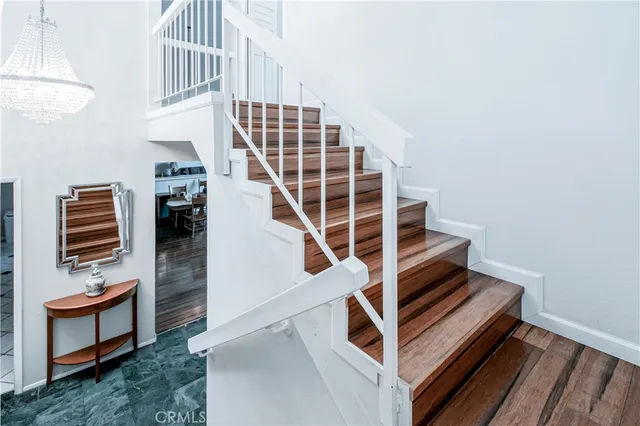 $565,000 | 5440 Lindley Avenue, Unit 310, Encino, CA 91316