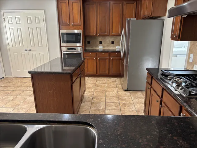 $4,000 | 20903 Shady Isle Court, Richmond, TX 77407