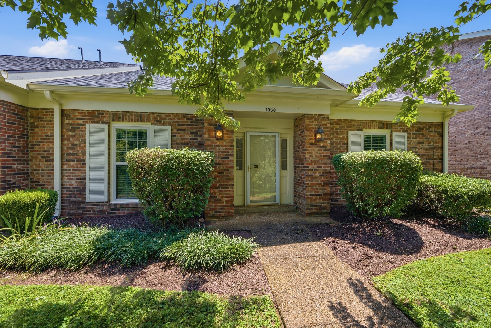 1358 General George Patton Road Nashville, TN 37221 - Photo 4 of 32 Gallery Image 4