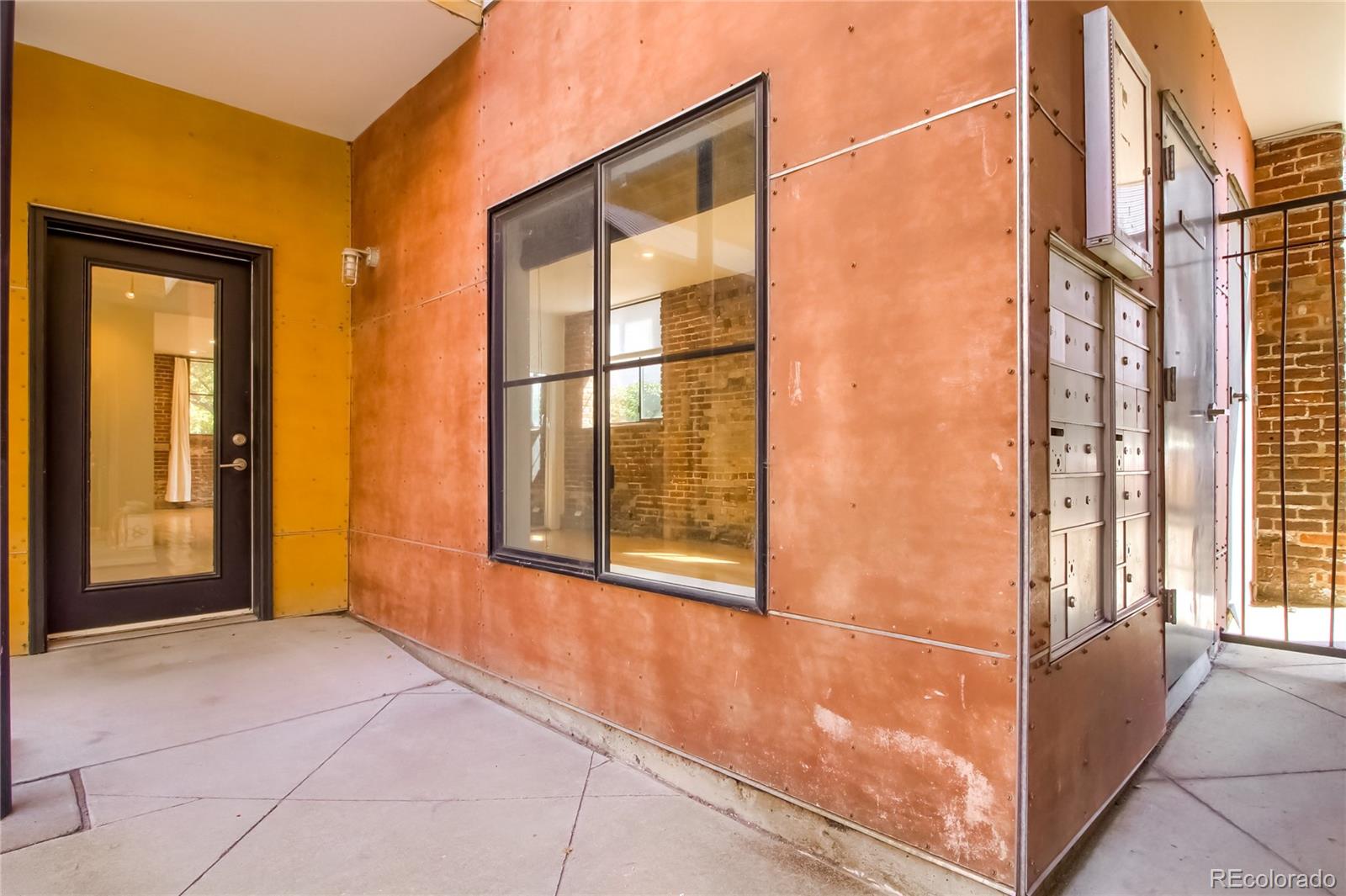 3225 Blake Street, Unit 2 Denver, CO 80205 - Photo 28 of 31 a view of an entryway