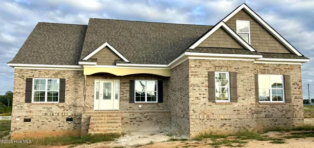 $419,900 | 7515 Sweetwater Drive, Nashville, NC 27856