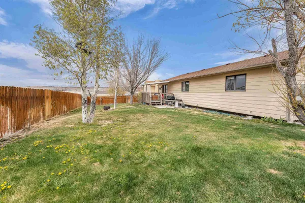 $465,000 | 2315 Mississippi Street, Green River, WY 82935