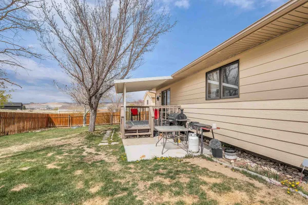 $465,000 | 2315 Mississippi Street, Green River, WY 82935