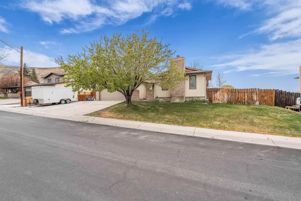 $465,000 | 2315 Mississippi Street, Green River, WY 82935