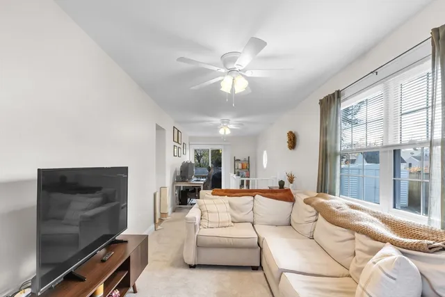 $1,950 | 36 Kulig Street, Springfield, MA 01104