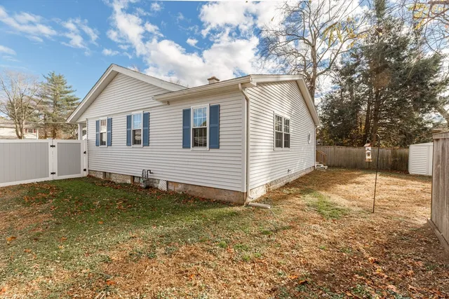 $1,950 | 36 Kulig Street, Springfield, MA 01104