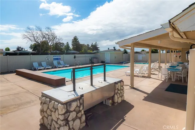 $599,000 | 881 Greenacre Drive, Santa Maria, CA 93455