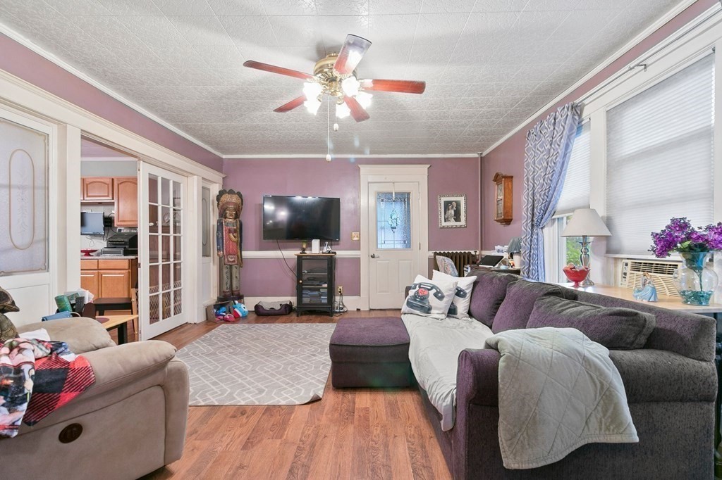 41 Newhall Street Springfield, MA 01109 - Photo 11 of 25