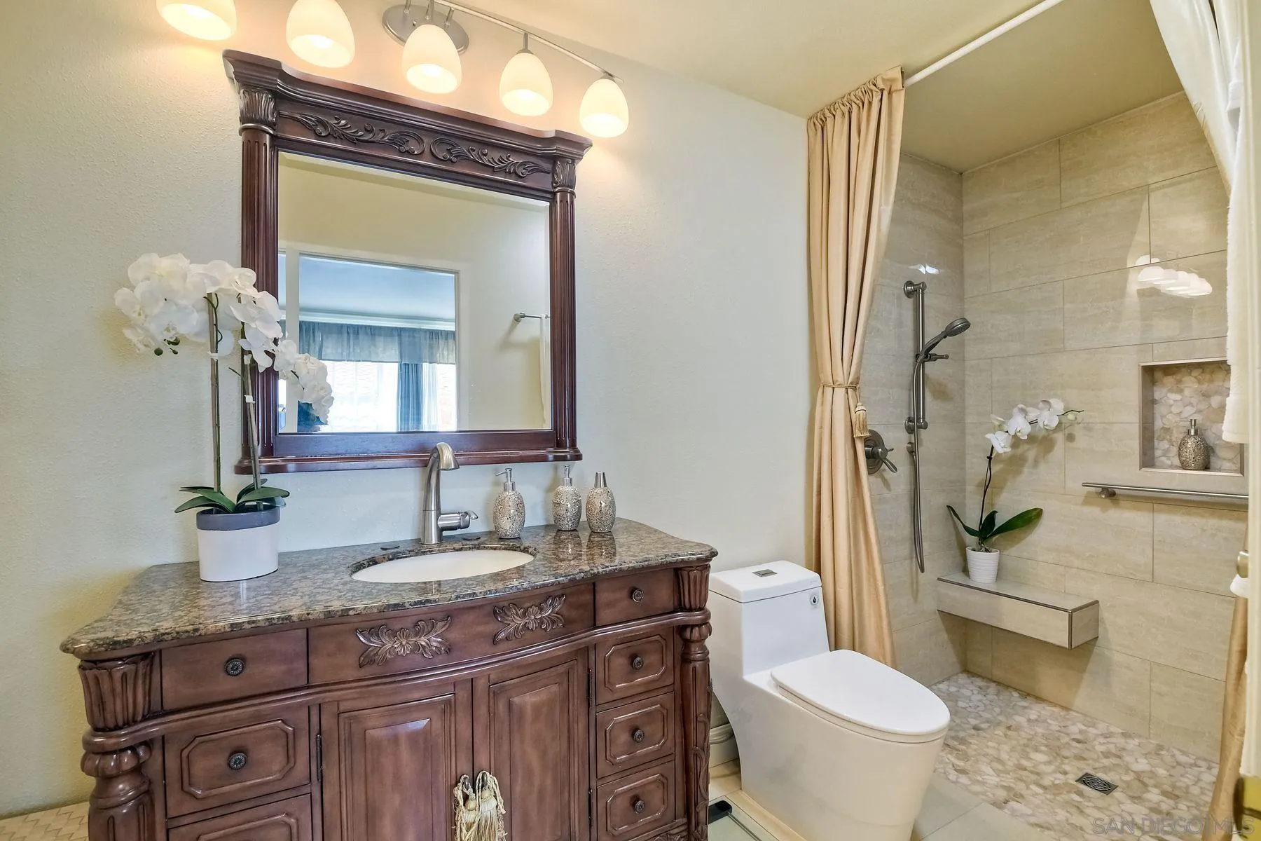 17196 Libertad Drive San Diego, CA 92127 - Photo 17 of 29 Gallery Image 17