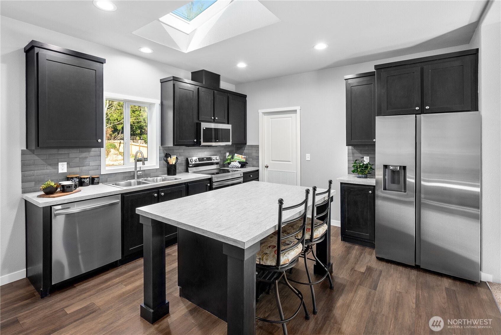 44331 Pine Road Gold Bar, WA 98251 - Photo 10 of 27