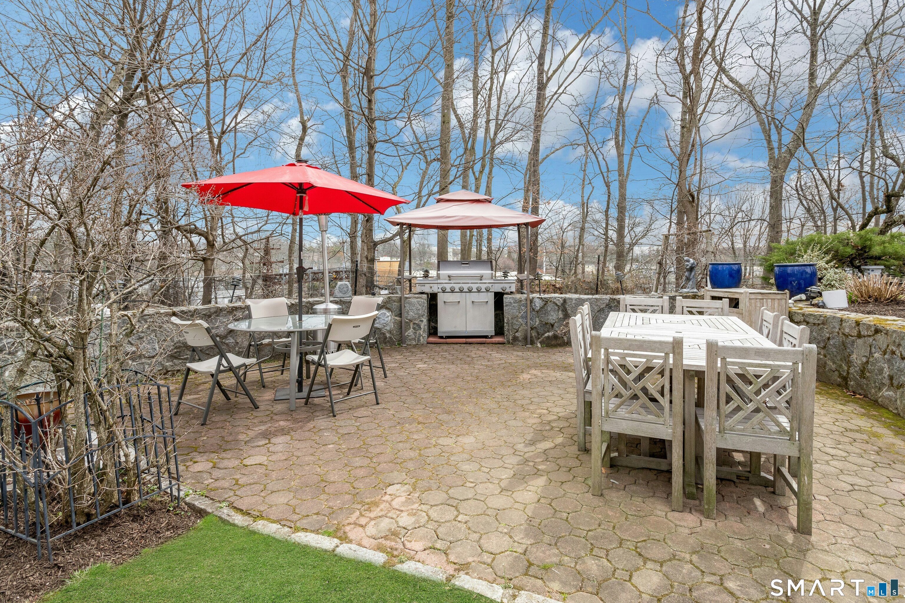 11 Charcoal Road Norwalk, CT 06854 - Photo 29 of 33