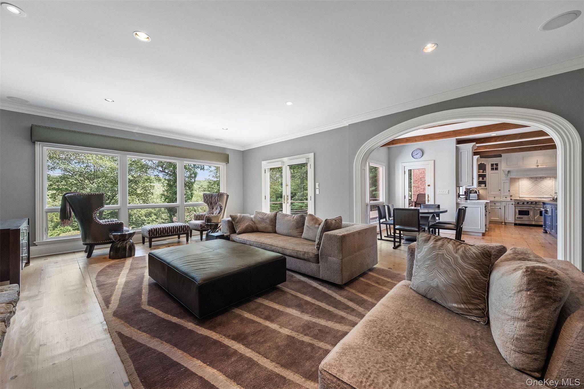 8 Ridgeview Circle Armonk, NY 10504 - Photo 14 of 37