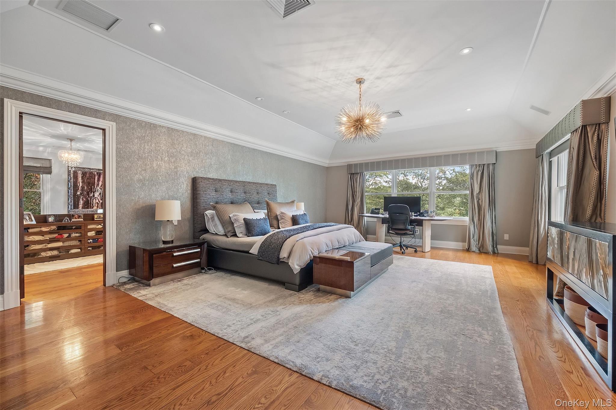 8 Ridgeview Circle Armonk, NY 10504 - Photo 17 of 37