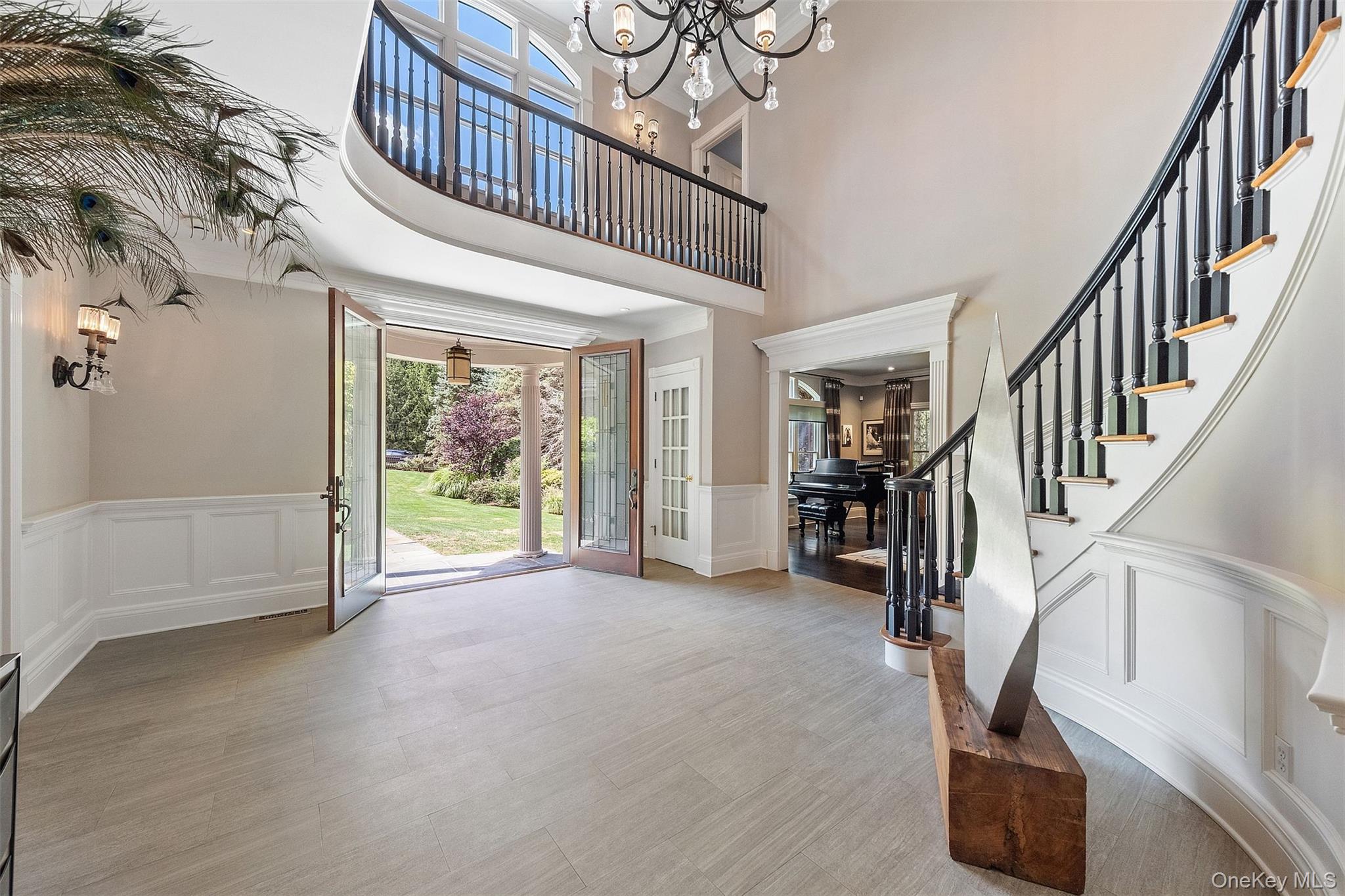 8 Ridgeview Circle Armonk, NY 10504 - Photo 2 of 37
