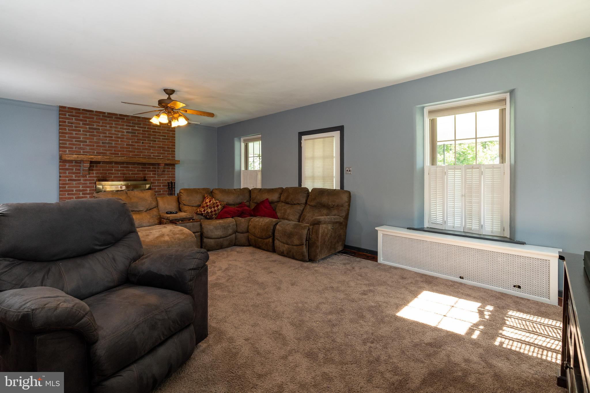 612 North Cedar Street Lititz, PA 17543 - Photo 17 of 37