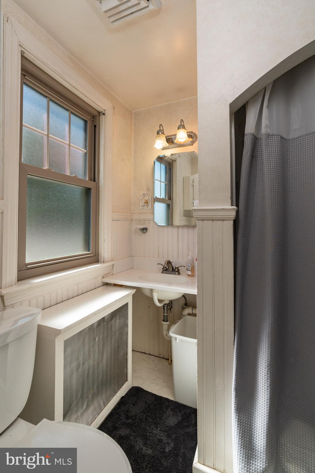 612 North Cedar Street Lititz, PA 17543 - Photo 32 of 37
