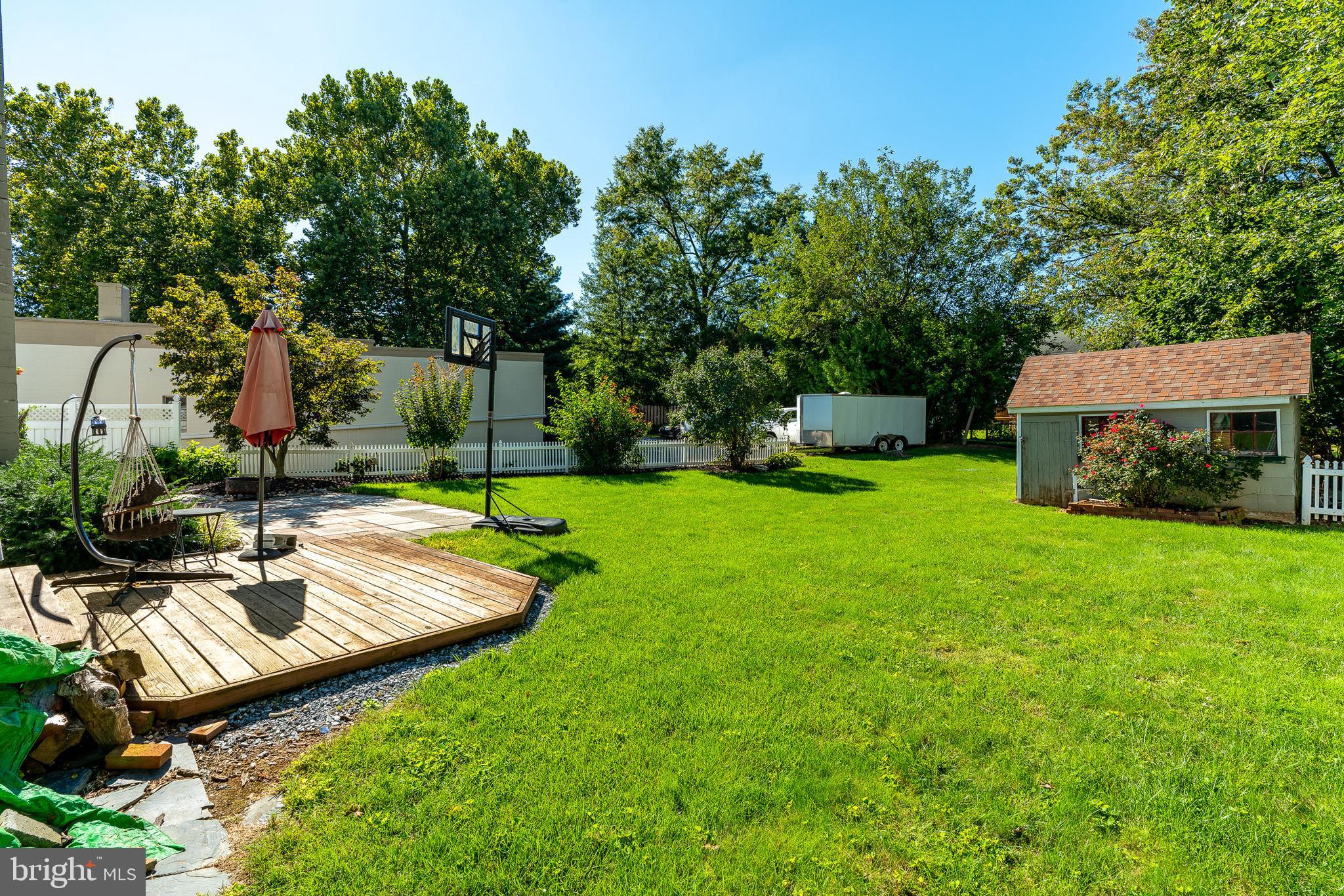 612 North Cedar Street Lititz, PA 17543 - Photo 8 of 37