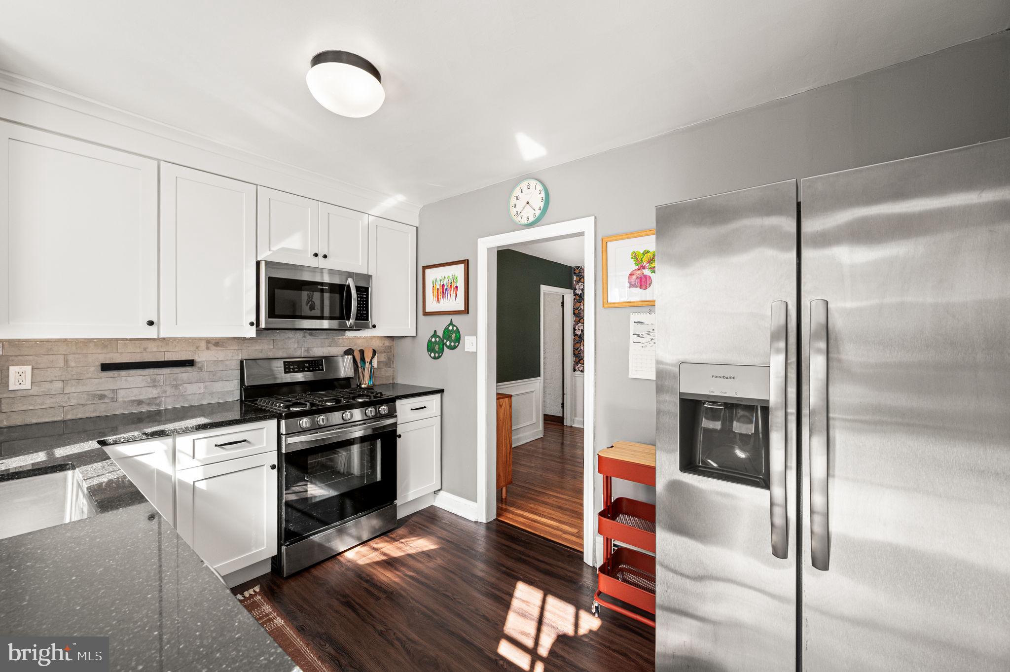 56 North Brookside Road Springfield, PA 19064 - Photo 15 of 32 Updated Kit-New Cabinetry & Stainless Steel Appl