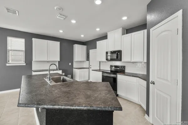 $294,000 | 8239 Phantom Field, San Antonio, TX 78253