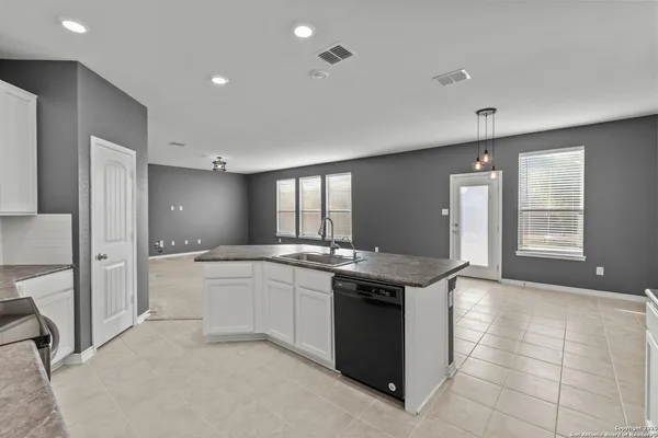 $294,000 | 8239 Phantom Field, San Antonio, TX 78253