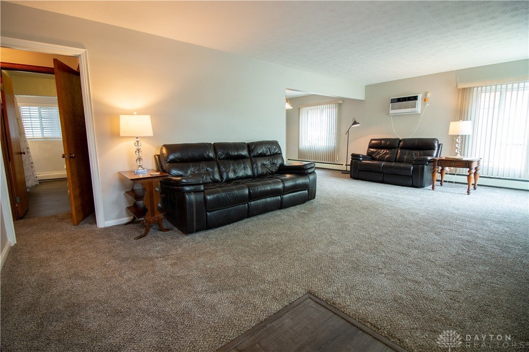721 East Stroop Road Kettering, OH 45429 - Photo 6 of 17 Gallery Image 6