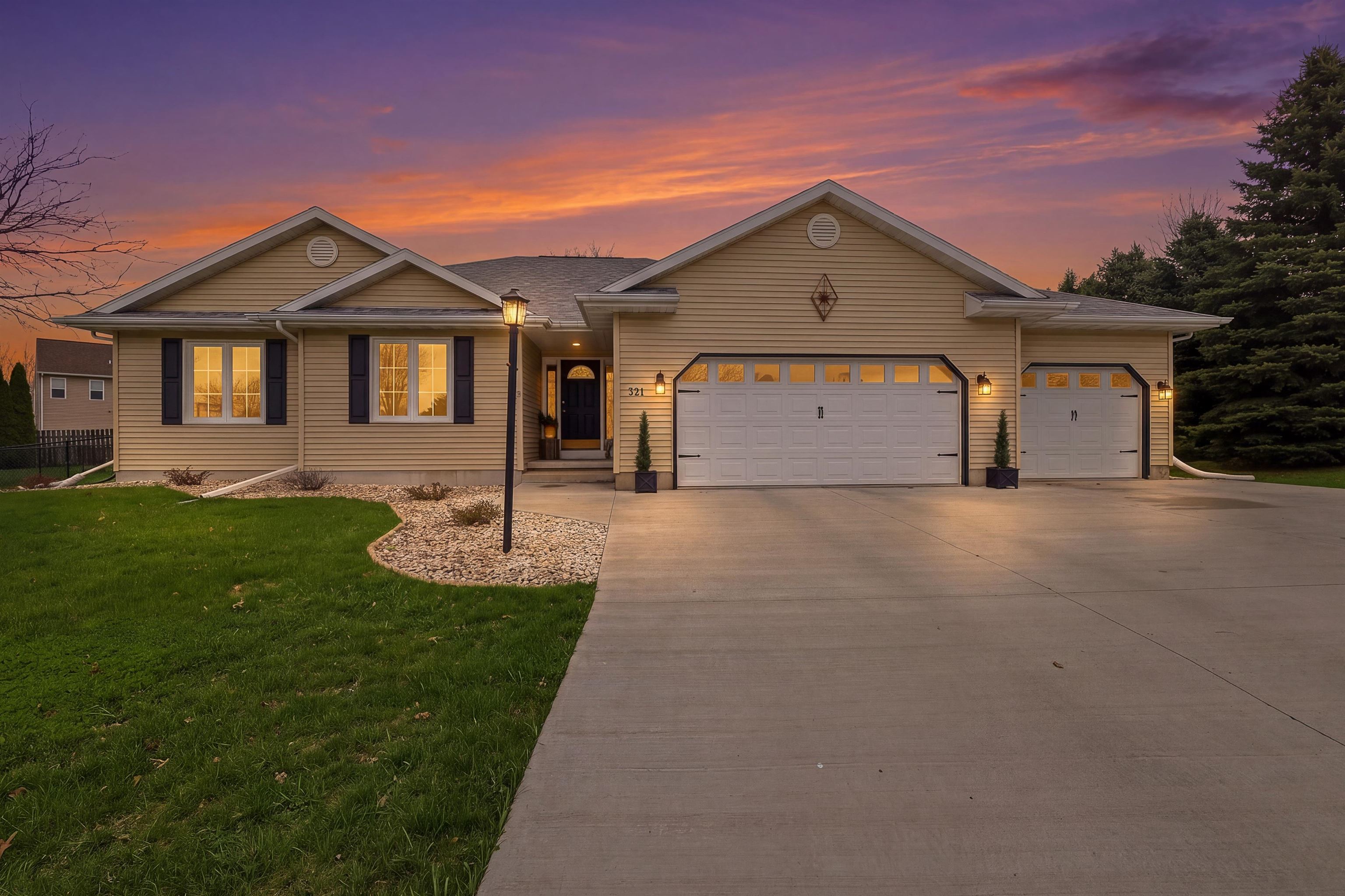321 Morgan Lane Beaver Dam, WI 53916 - Photo 1 of 44