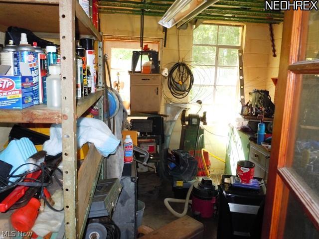 6271 Russia Road South Amherst, OH 44001 - Photo 19 of 24 Gallery Image 19