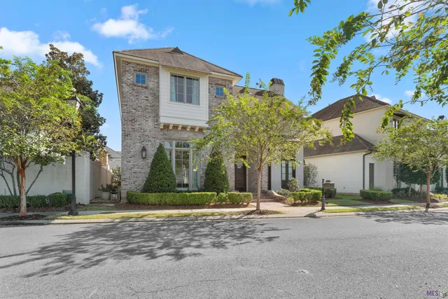 $1,050,000 | 11682 Silo Drive, St. George, LA 70810