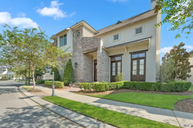 $1,050,000 | 11682 Silo Drive, St. George, LA 70810