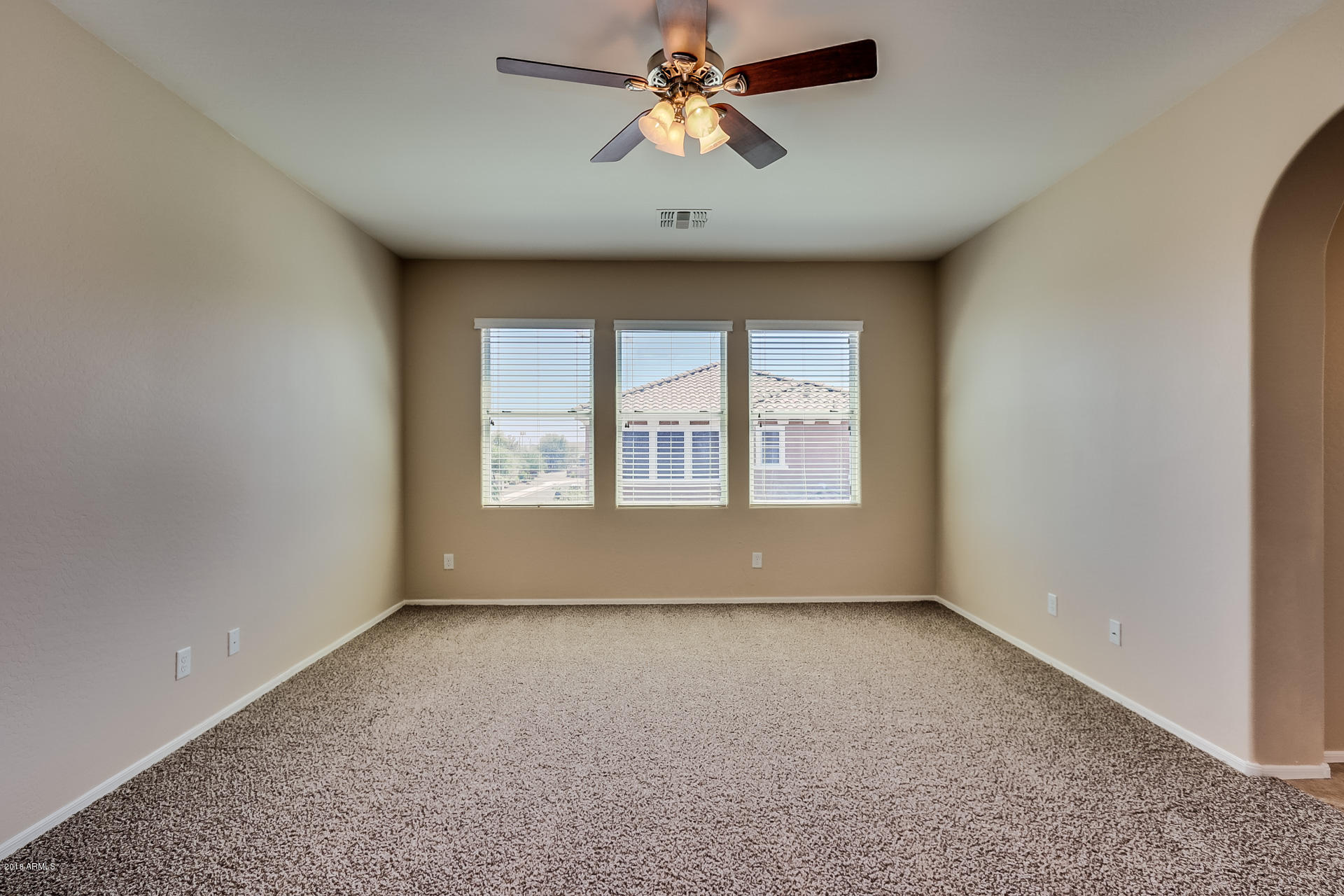9111 South Roberts Road Tempe, AZ 85284 - Photo 12 of 29 photo_12