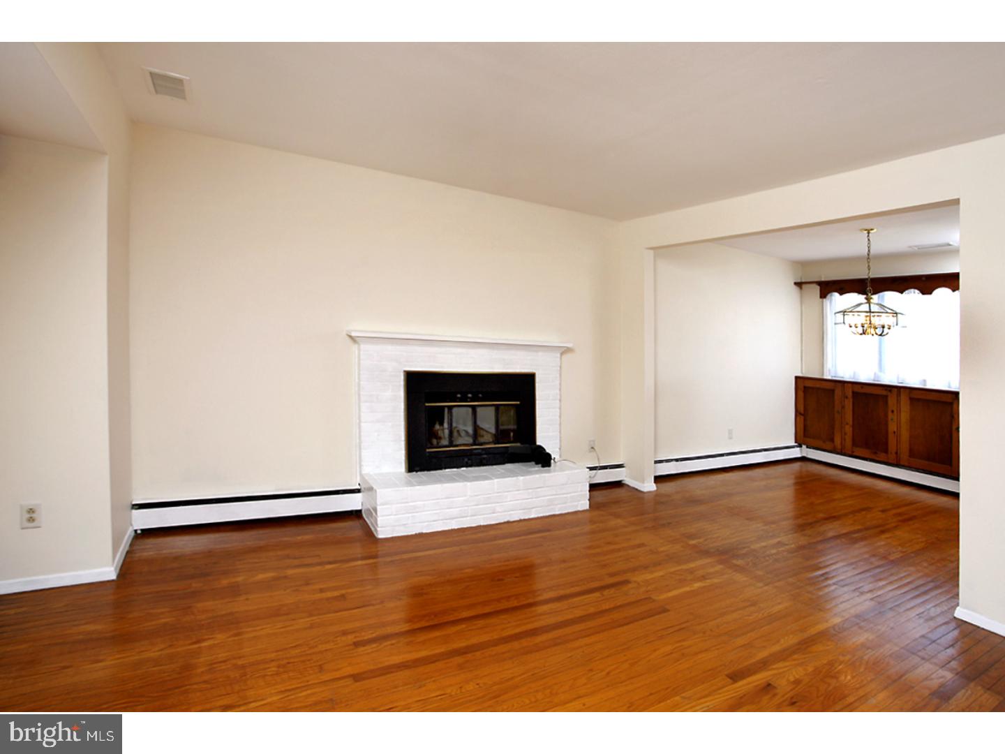 24 Mercer Hill Road Ambler, PA 19002 - Photo 3 of 17 Living Room