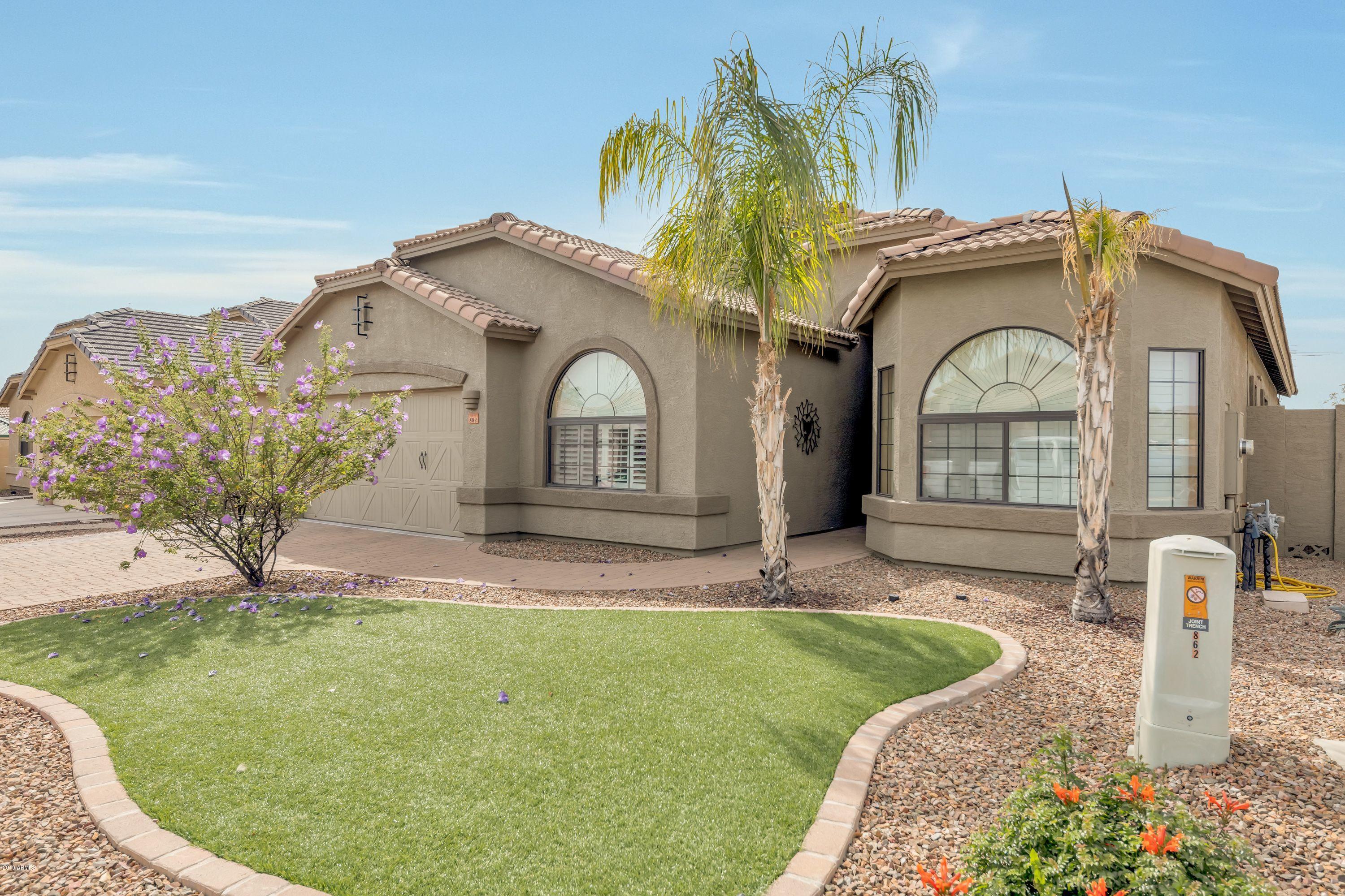882 South Del Rio Court Apache Junction, AZ 85119 - Photo 1 of 32 73a8001