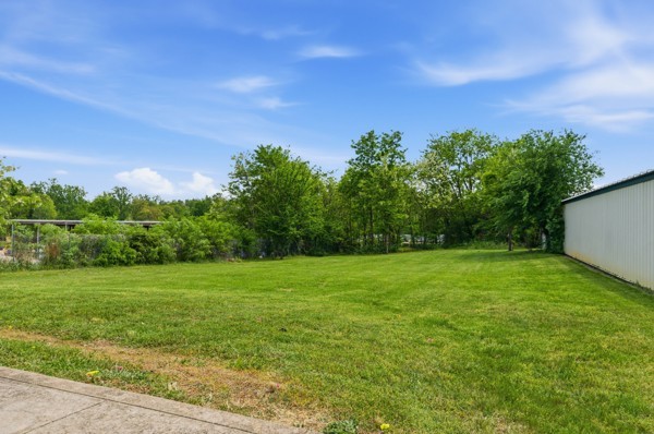 526 Dover Road Clarksville, TN 37042 - Photo 21 of 32 Gallery Image 21