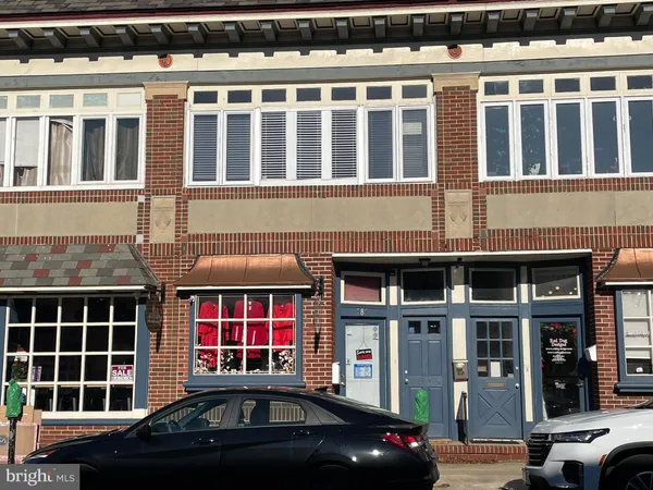 $1,925 | 581 Haddon Avenue, Collingswood, NJ 08108