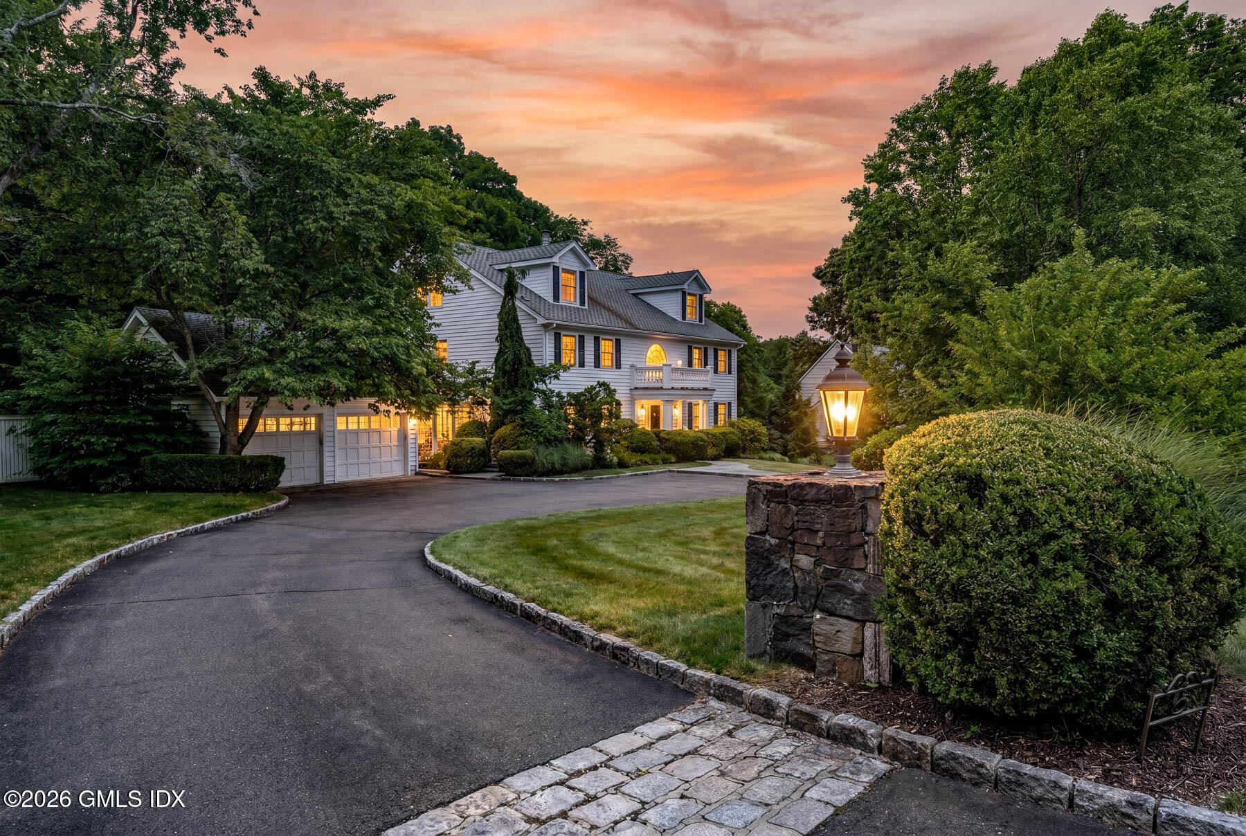 5 Willow Run Road Greenwich, CT 06831 - Photo 4 of 40 5 Willow Run Rd TWI 01v2 - WEB