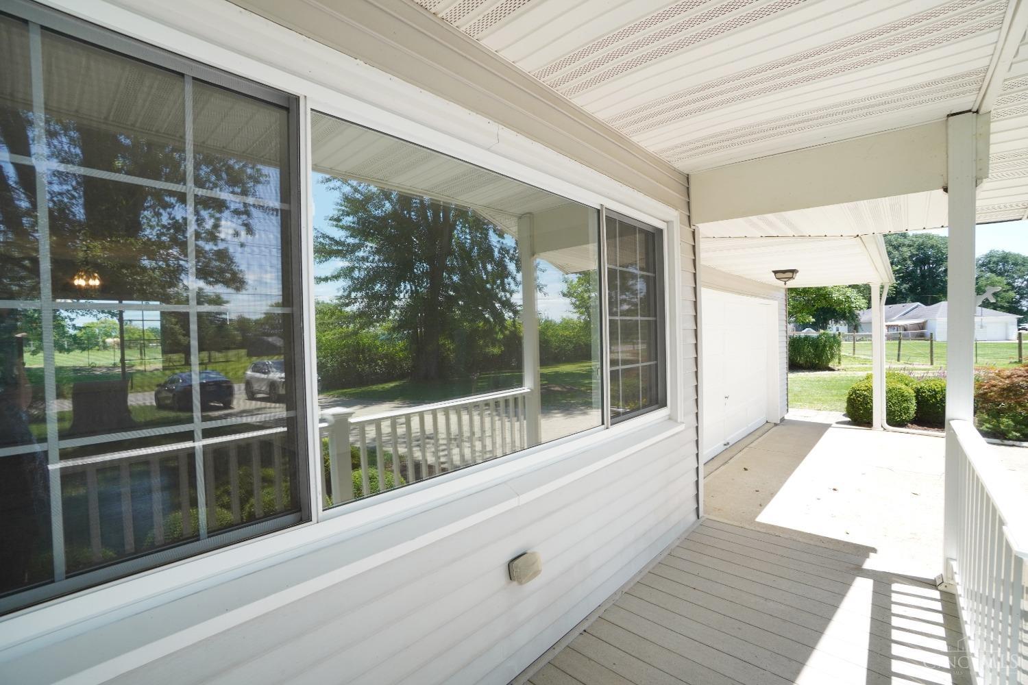4586 Layhigh Road Hamilton, OH 45013 - Photo 6 of 60