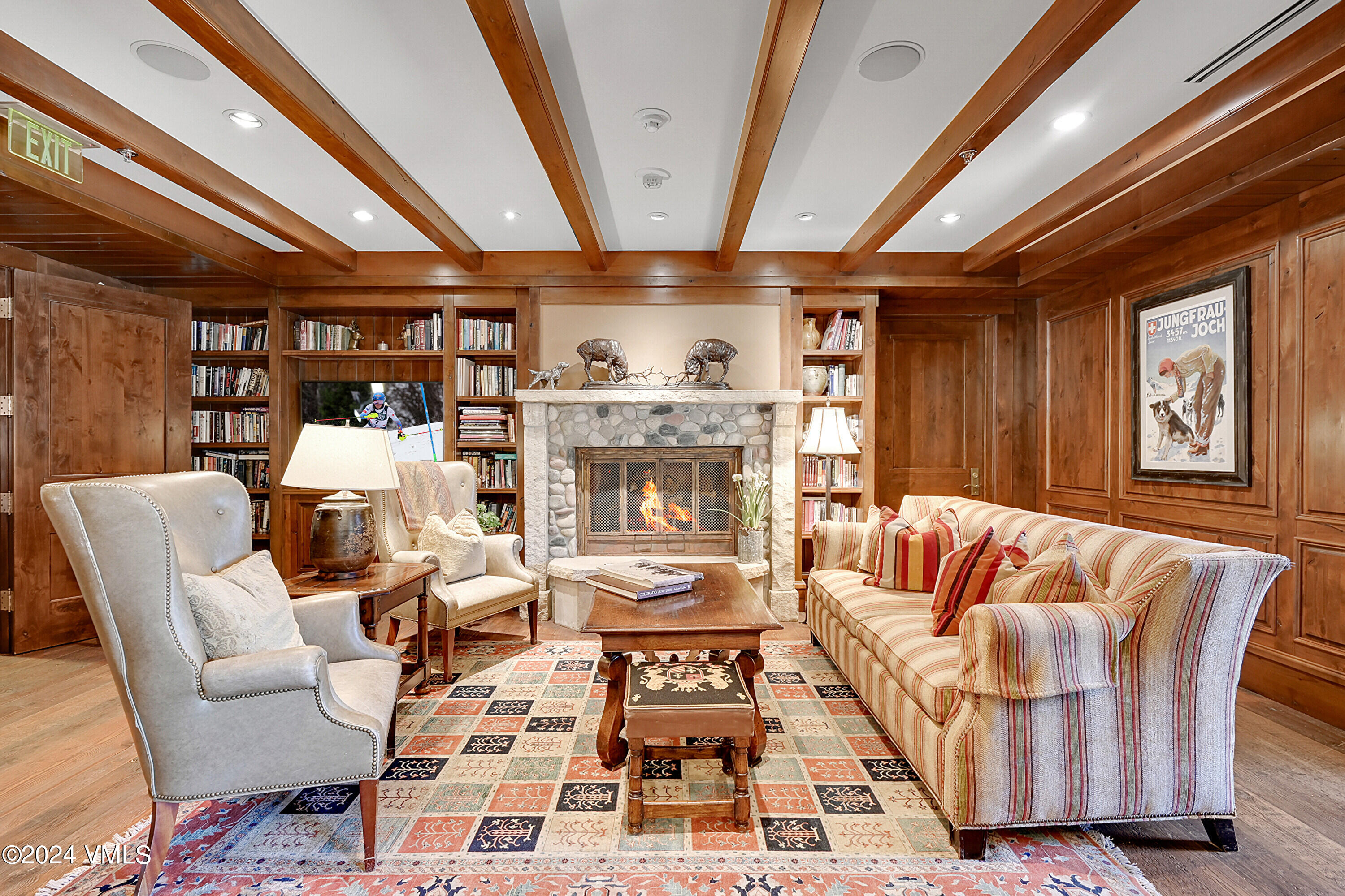 1 Willow Bridge Road, Unit 21 Vail, CO 81657 - Photo 12 of 53 Owners Lounge not the Residence