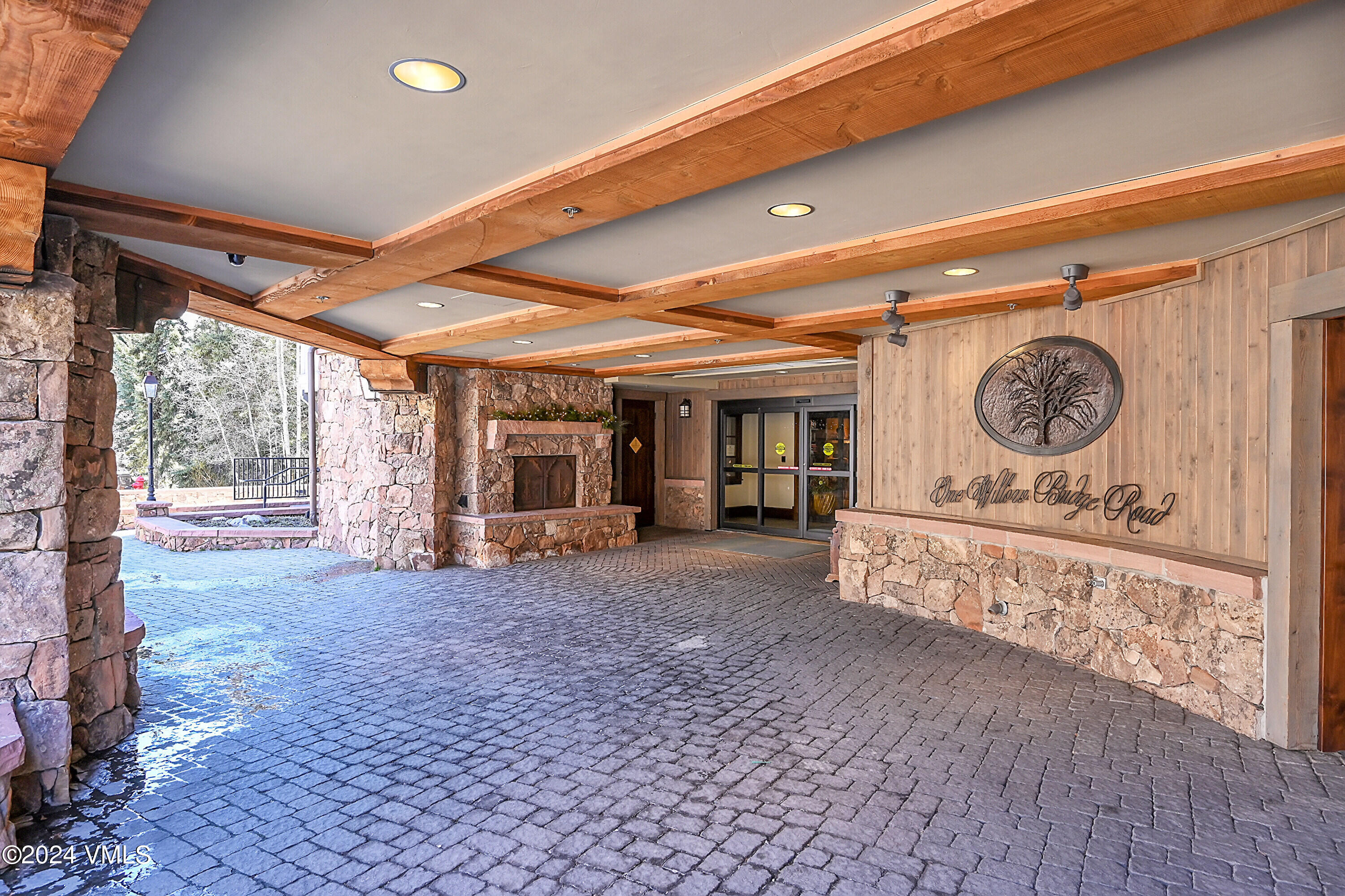 1 Willow Bridge Road, Unit 21 Vail, CO 81657 - Photo 8 of 53 Vail fractional 7 wks - 3 wtr, 3 smr, ++