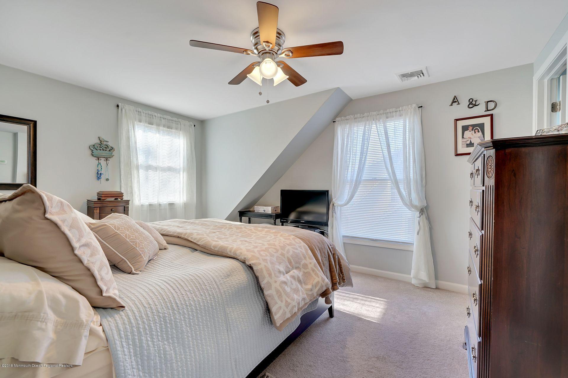 38 Weldon Road Matawan, NJ 07747 - Photo 29 of 34 Master bedroom