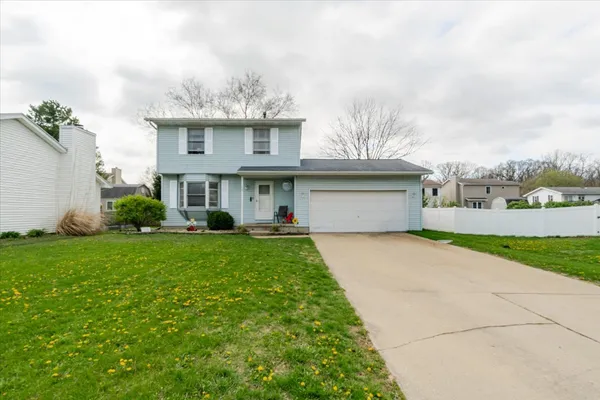 $259,900 | 12 Spiria Court, Bloomington, IL 61701