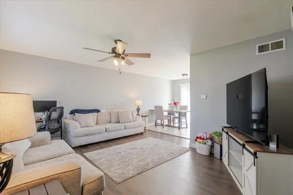 $259,900 | 12 Spiria Court, Bloomington, IL 61701
