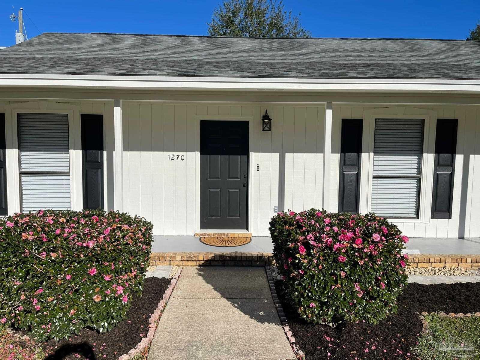1270 Palisade Road Pensacola, FL 32504 - Photo 2 of 19 Gallery Image 2