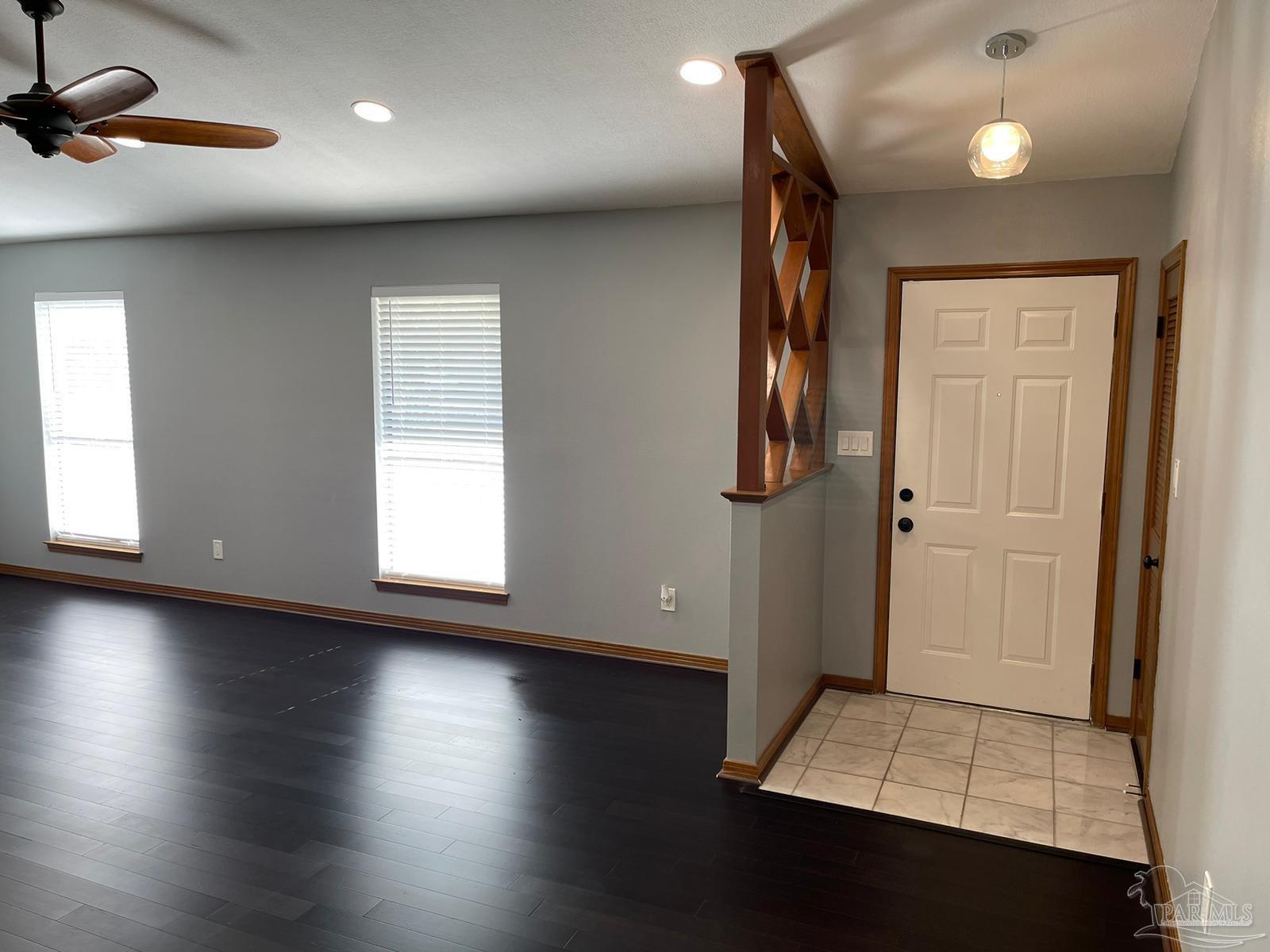 1270 Palisade Road Pensacola, FL 32504 - Photo 3 of 19 Gallery Image 3