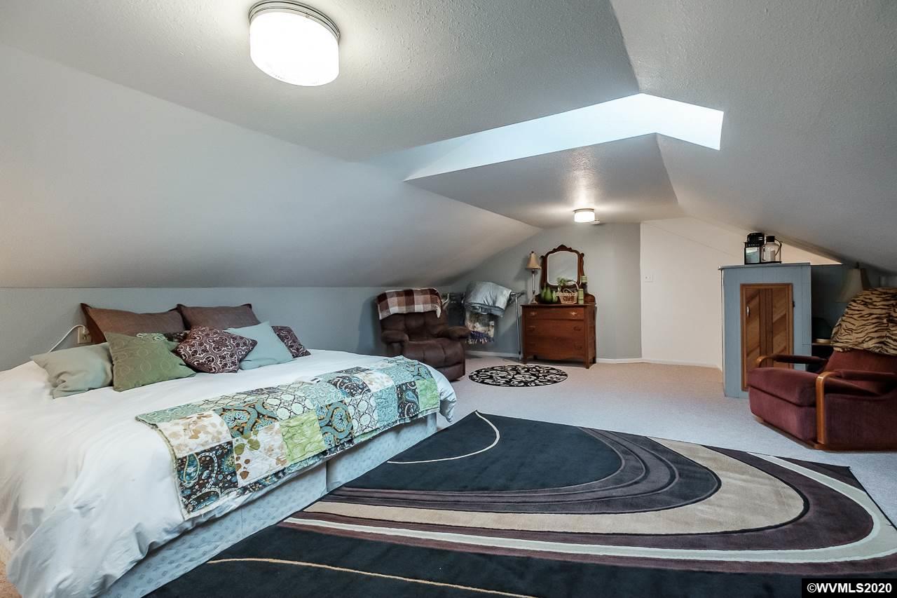 25161 Springer Road Sweet Home, OR 97386 - Photo 16 of 25 Gallery Image 16