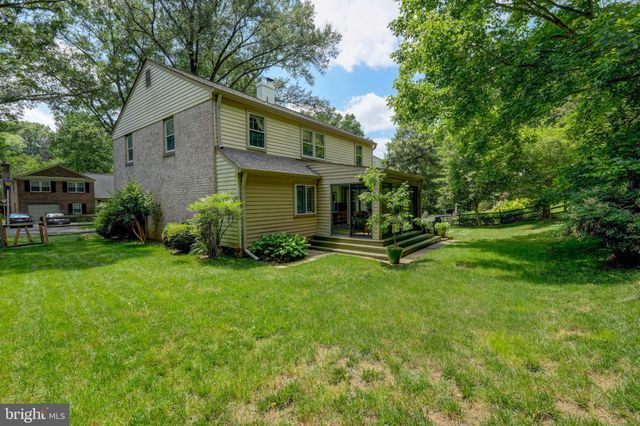 $639,900 | 10609 Seneca Spring Way, Montgomery Village, MD 20886