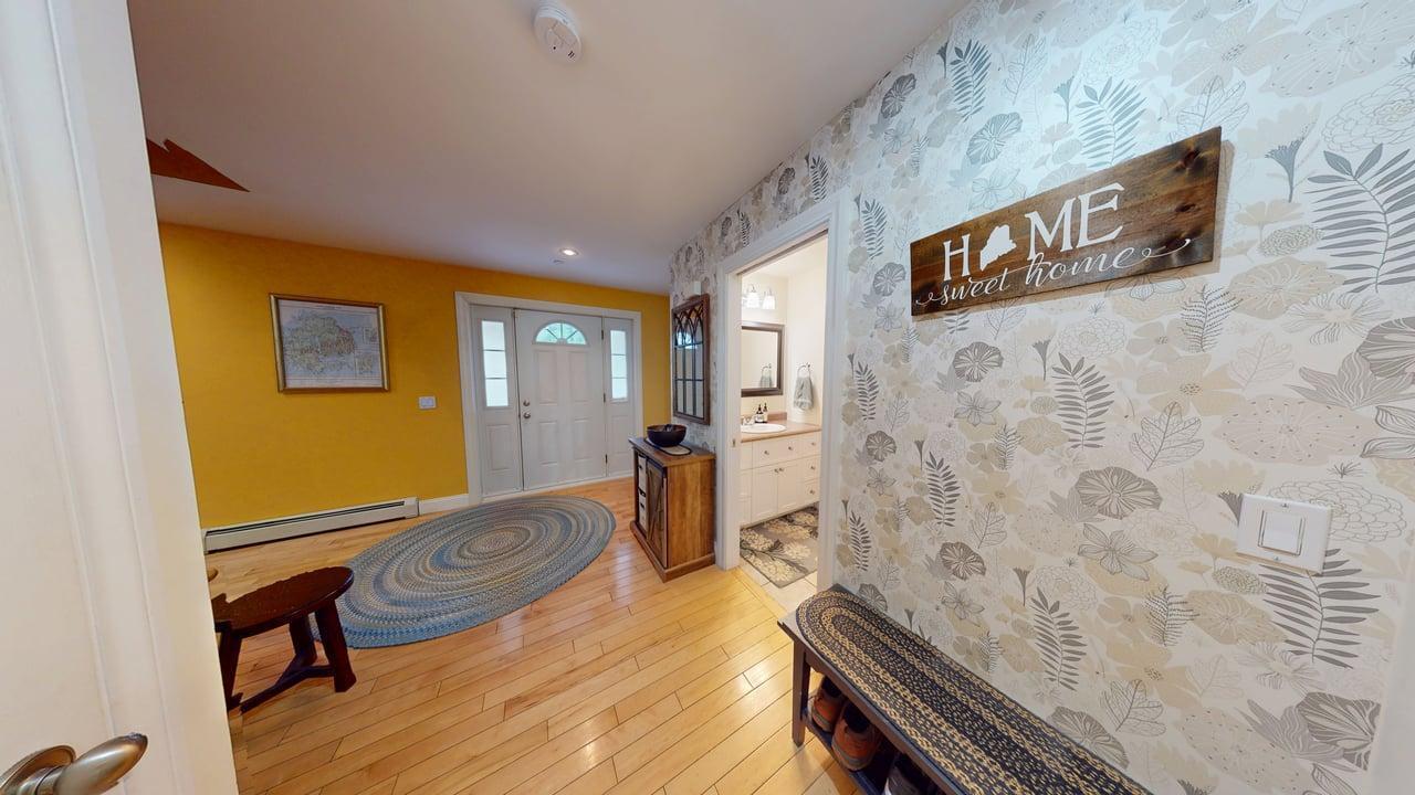 66 Emerald Street Wells, ME 04090 - Photo 11 of 31 Entry