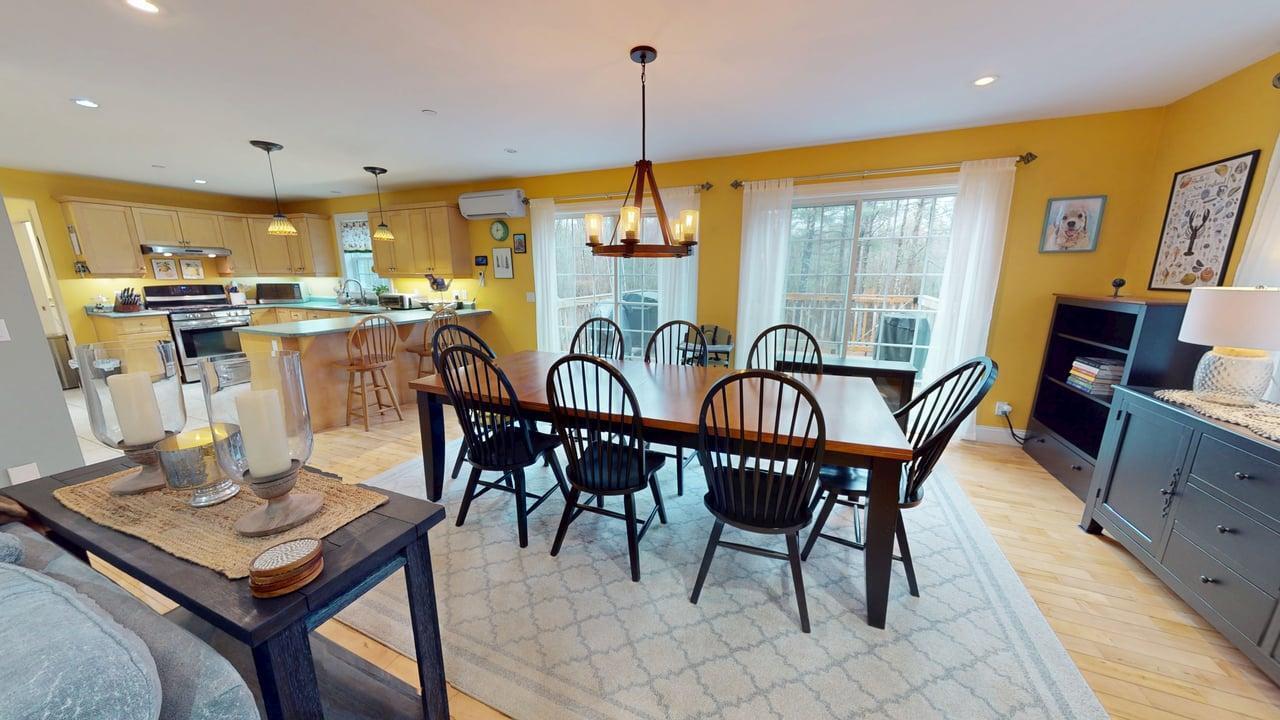 66 Emerald Street Wells, ME 04090 - Photo 15 of 31 Dining Area